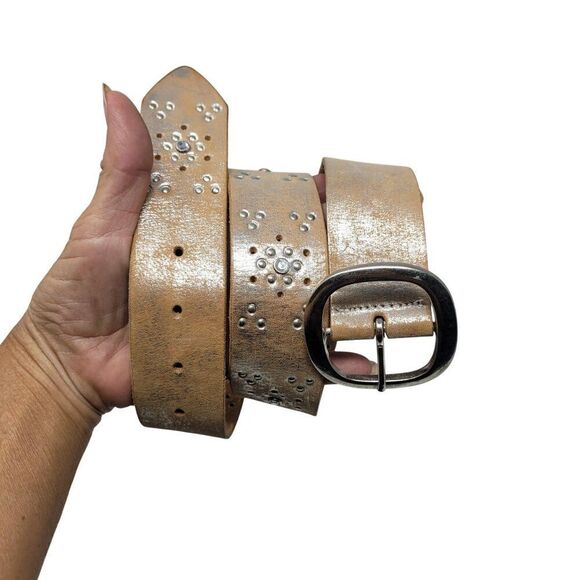 Aeropostale Western Studded Rhinestone Leather Belt Sz S Tan Metallic Silver‎ - Picture 1 of 11